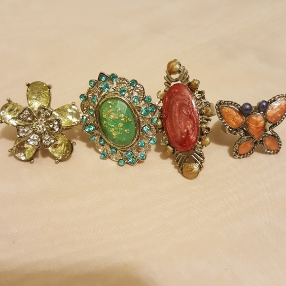 4 new Beautiful colourful rings - Picture 3 of 3